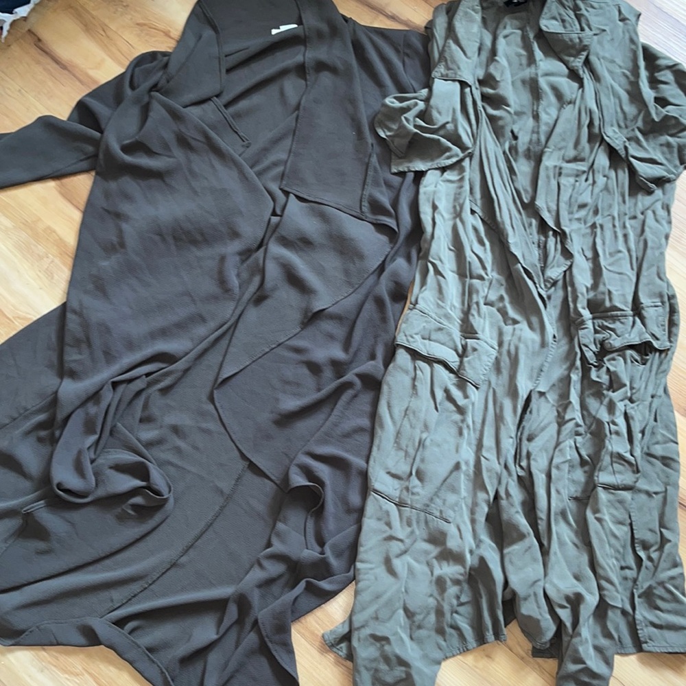 Set of two cardigan